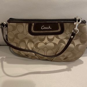Coach wristlet new